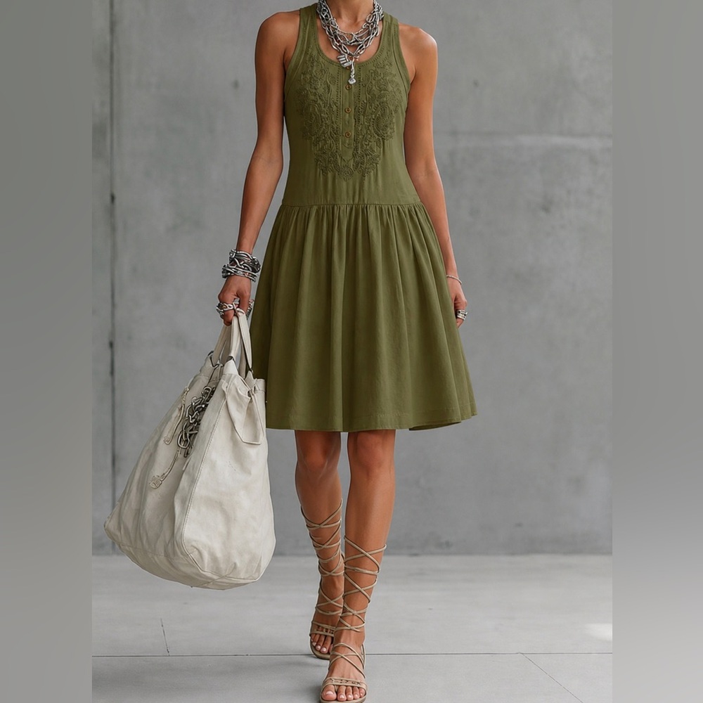 Esley Dress Size Medium